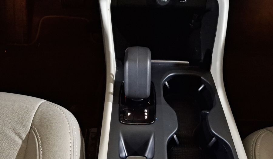 Volvo Xc40 2.0 T4 MOMENTUM AUTO Suv 2022