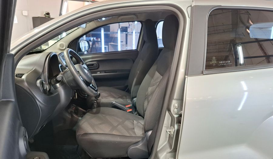 Fiat Mobi 1.0 EASY Hatchback 2017