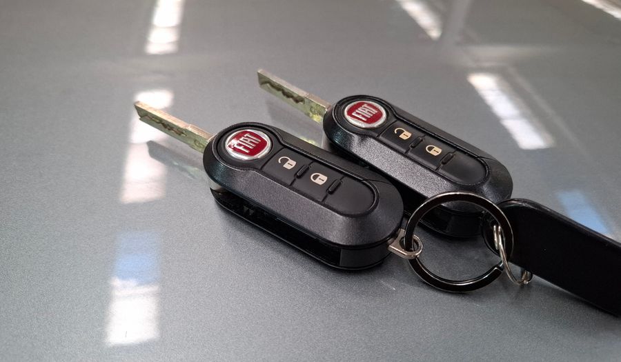 Fiat Mobi 1.0 EASY Hatchback 2017