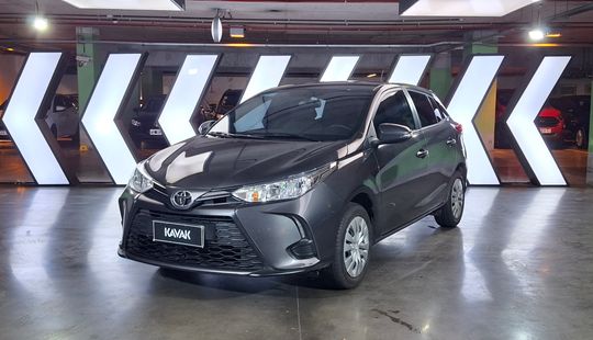 Toyota • Yaris