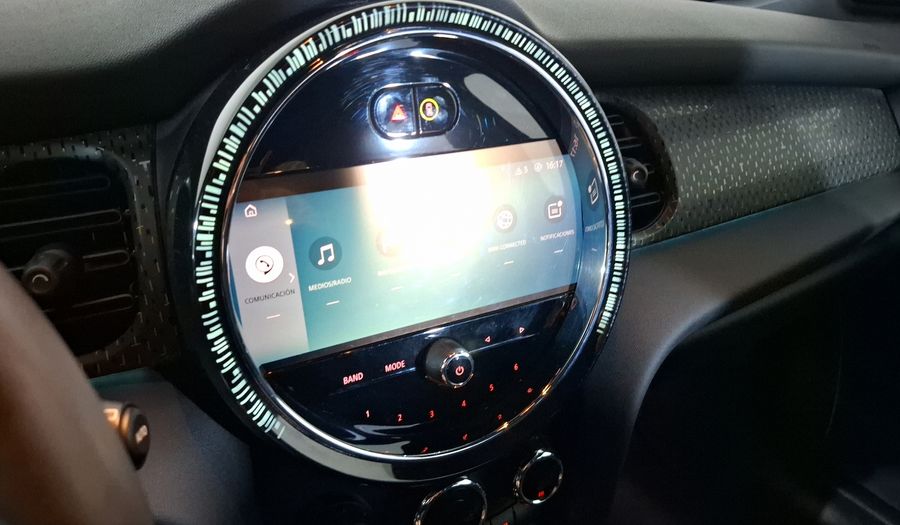 Mini Cooper BEV 33KWH COOPER SE ICONIC AUTO Hatchback 2024