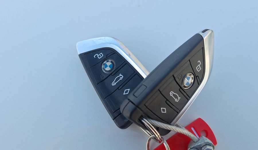 Bmw Serie 1 1.5 118I A DYNAMIC 5D Hatchback 2020