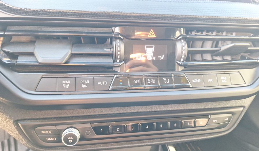 Bmw Serie 1 1.5 118I A DYNAMIC 5D Hatchback 2020