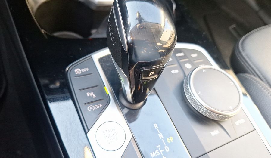 Bmw Serie 1 1.5 118I A DYNAMIC 5D Hatchback 2020