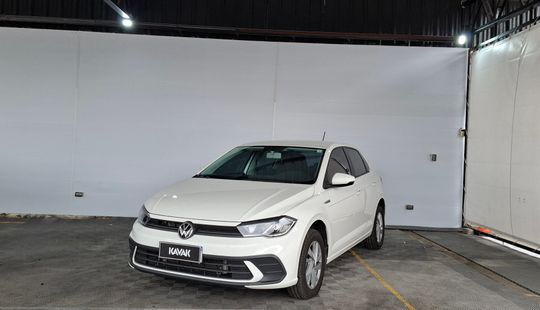 Volkswagen • Polo