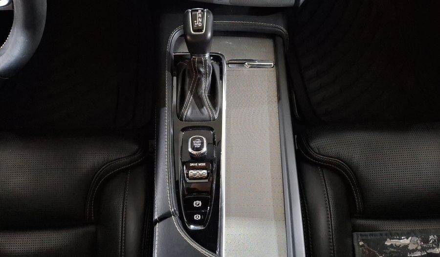 Volvo Xc90 2.0 T6 R-DESIGN AUTO 4WD Suv 2020