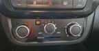 Renault Kwid 1.0 ICONIC OUTSIDER Hatchback 2025