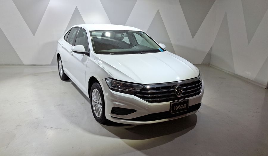 Volkswagen Jetta 1.6 STARTLINE AUTO Sedan 2020