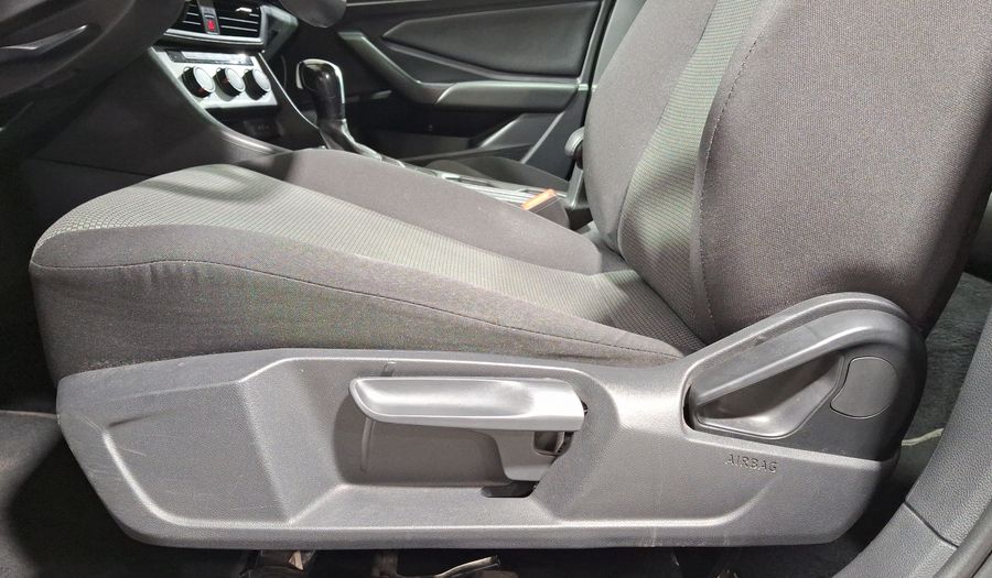 Volkswagen Jetta 1.6 STARTLINE AUTO Sedan 2020