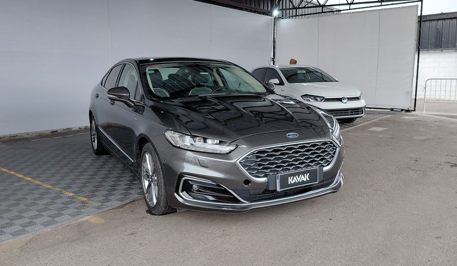 Ford Mondeo 2.0 VIGNALE HYBRID AUTO Sedan 2020