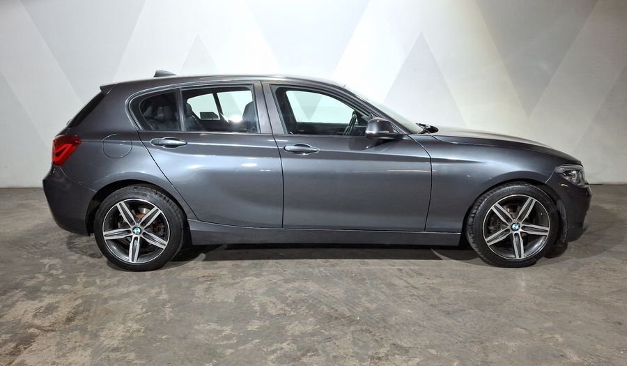 Bmw Serie 1 1.5 118IA SPORT LINE AUTO Hatchback 2019