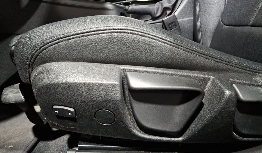 Bmw Serie 1 1.5 118IA SPORT LINE AUTO Hatchback 2019