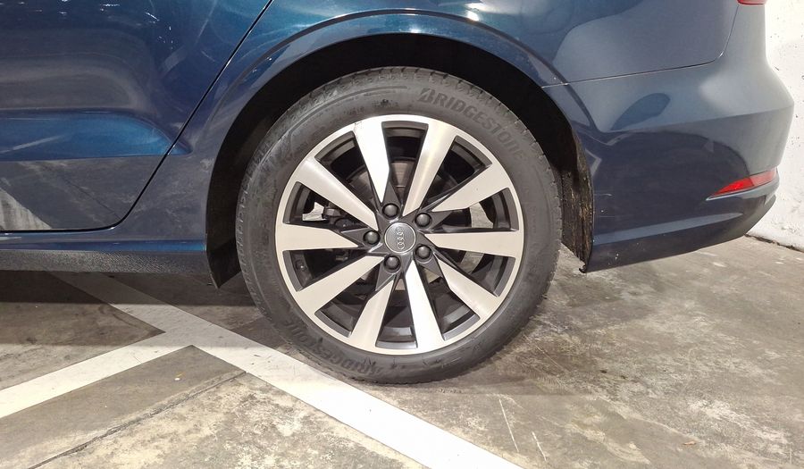 Audi A3 1.4 35 SELECT DCT Sedan 2019