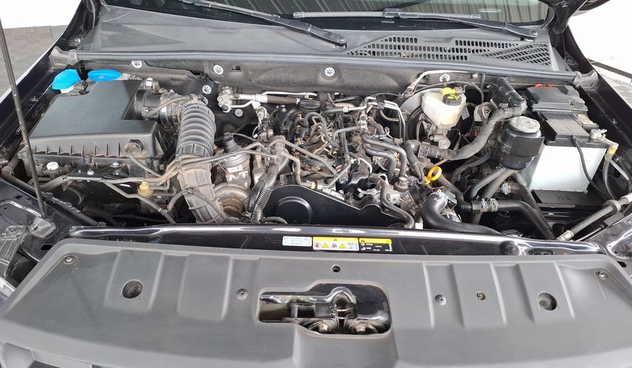 Volkswagen Amarok 2.0 TDI 140CV TRENDLINE 4X2 Pickup 2022