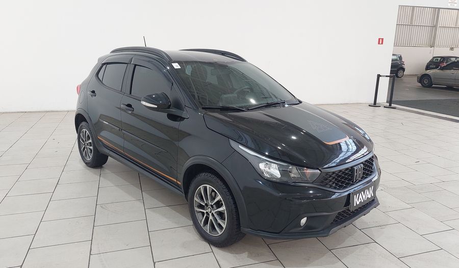 Fiat Argo 1.3 TREKKING Hatchback 2023