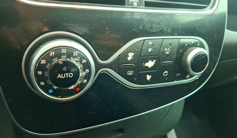 Renault Clio 1.2 EXPRESSION Hatchback 2019