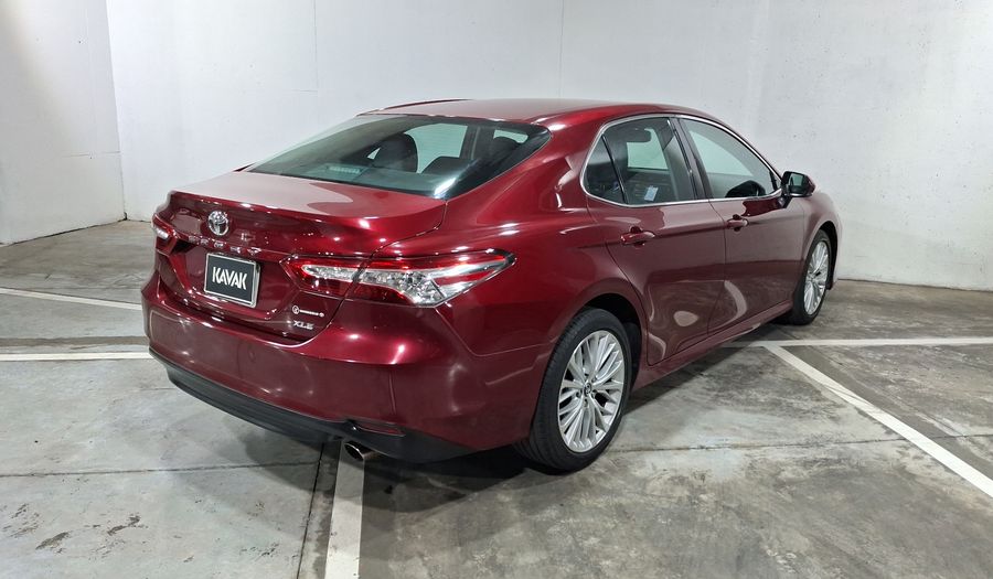 Toyota Camry 2.5 XLE NAVI AUTO Sedan 2020