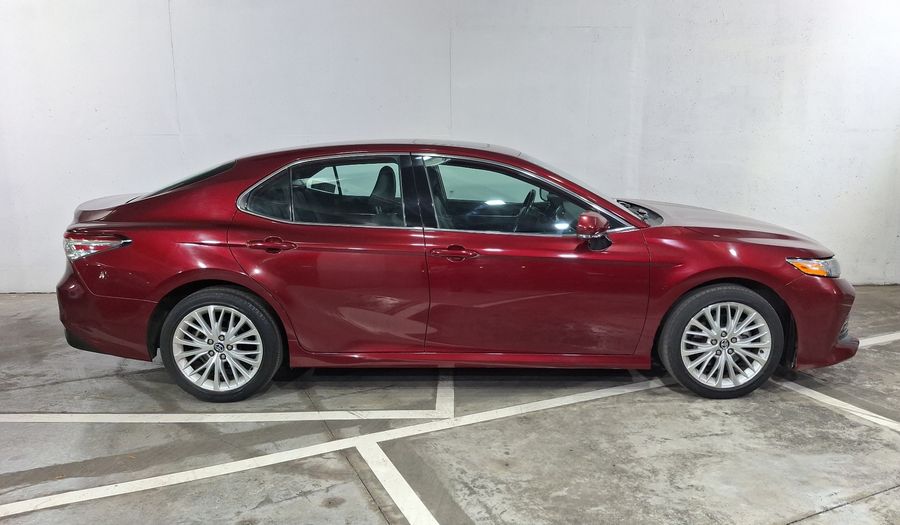 Toyota Camry 2.5 XLE NAVI AUTO Sedan 2020
