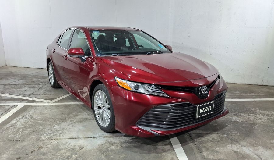 Toyota Camry 2.5 XLE NAVI AUTO Sedan 2020