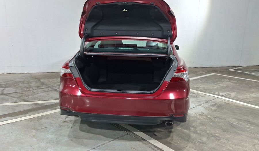Toyota Camry 2.5 XLE NAVI AUTO Sedan 2020