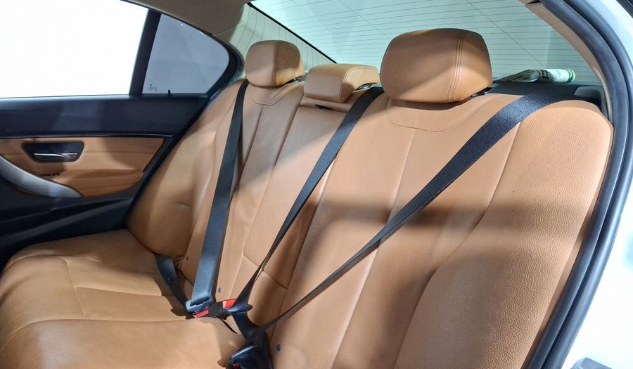 Bmw Serie 3 2.0 330IA SPORT LINE AUTO Sedan 2018