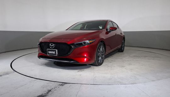 Mazda • Mazda 3