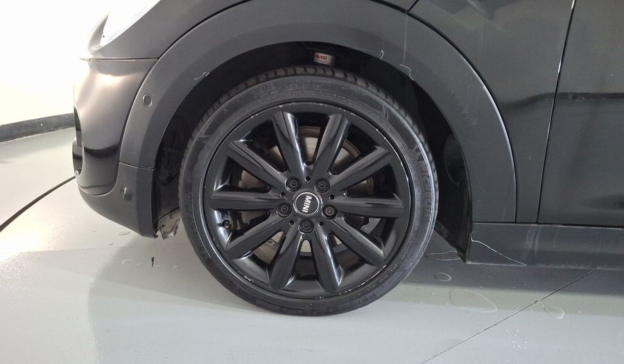 Mini Cooper S 2.0 COOPER HOT CHILI AUTO Hatchback 2018