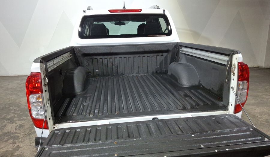 Nissan Np300 2.5 LE DIESEL AUTO 4WD Pickup 2020