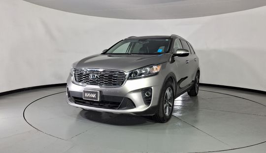 Kia • Sorento