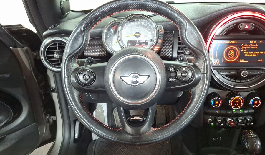 Mini Cooper S 2.0 COOPER CONVERTIBLE HOT CHILI AT Convertible 2017