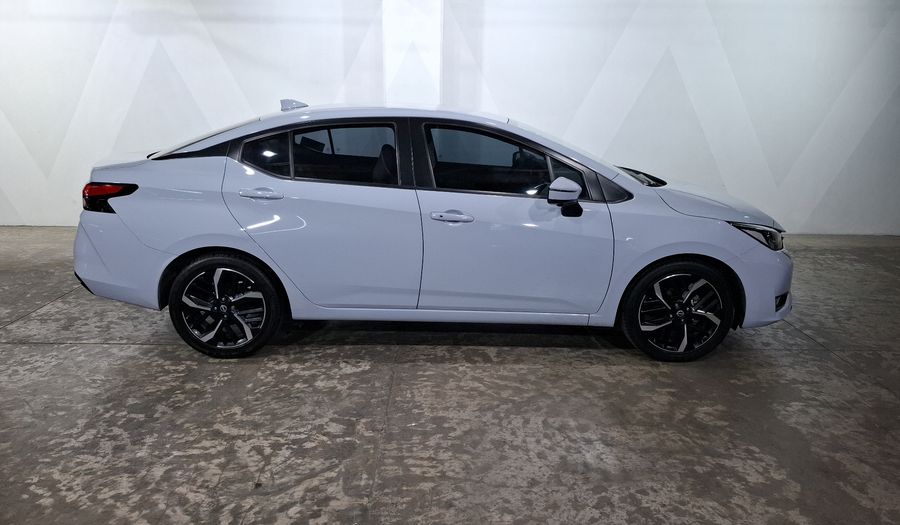 Nissan Versa 1.6 EXCLUSIVE CVT Sedan 2023
