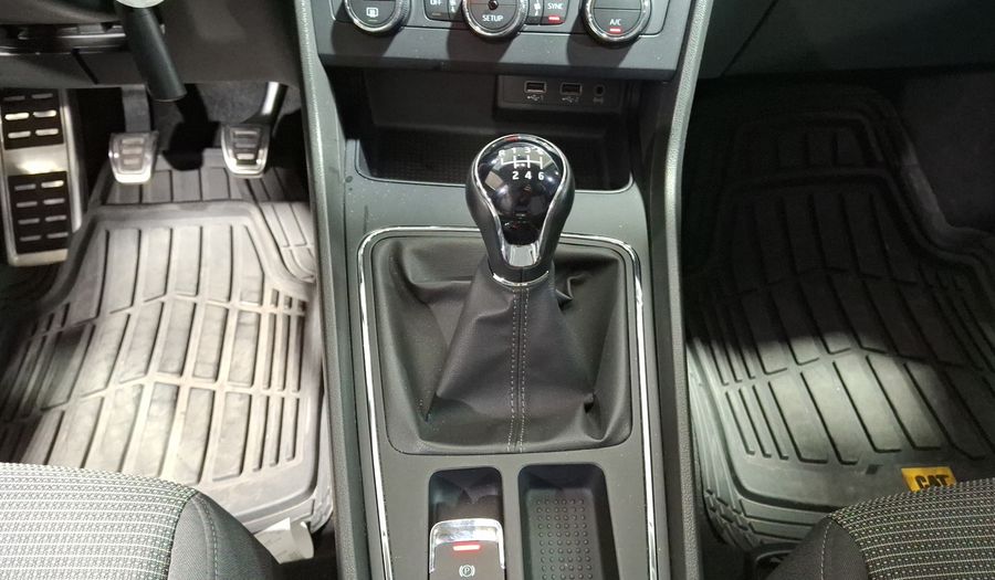 Seat Leon 1.4 STYLE 150HP Hatchback 2020