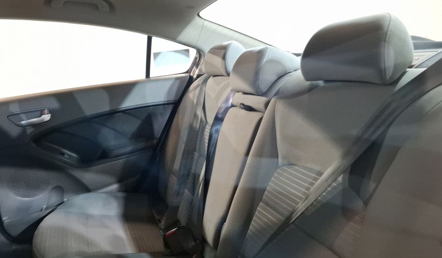 Kia Forte 2.0 LX MT Sedan 2017