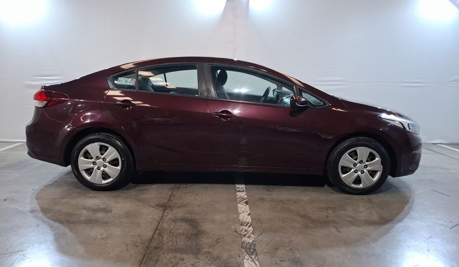 Kia Forte 2.0 LX MT Sedan 2017