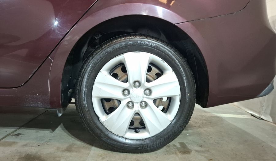 Kia Forte 2.0 LX MT Sedan 2017