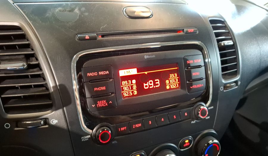 Kia Forte 2.0 LX MT Sedan 2017