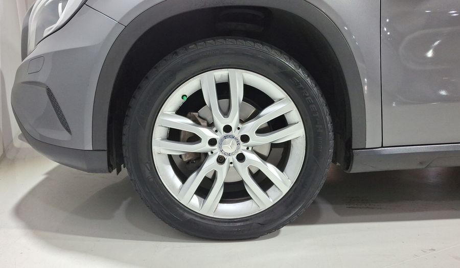 Mercedes Benz Clase Gla 1.6 GLA 180 CGI Suv 2017