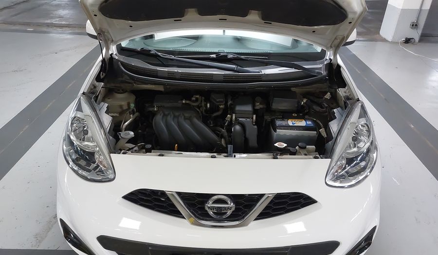 Nissan March 1.6 SV Hatchback 2019