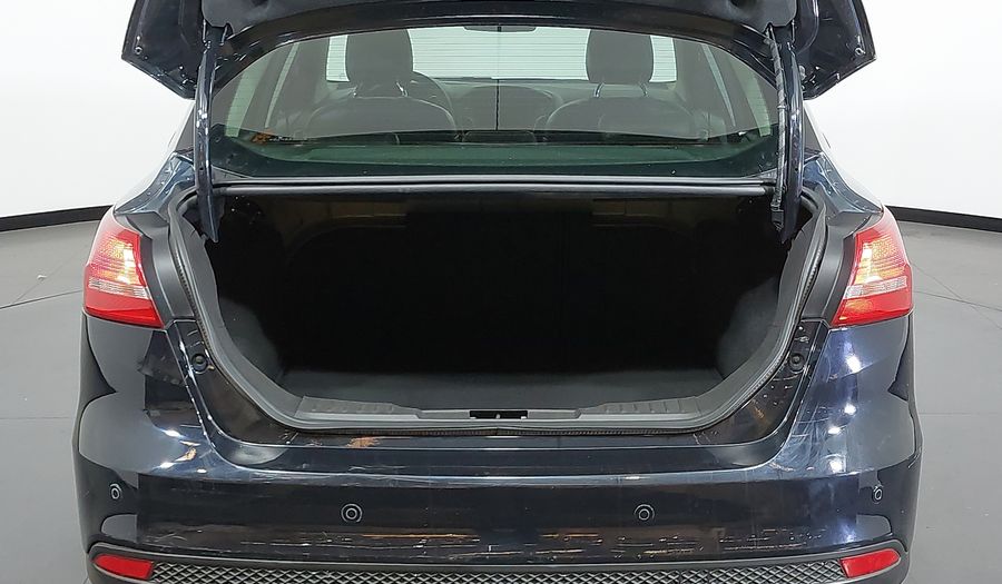 Ford Focus 2.0 16V SEDAN SE POWERSHIFT Sedan 2016