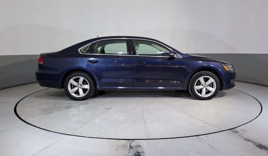 Volkswagen Passat 2.5 SPORTLINE TIPTRONIC Sedan 2013
