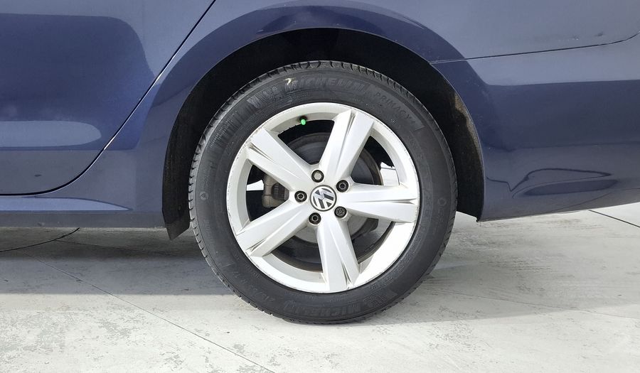 Volkswagen Passat 2.5 SPORTLINE TIPTRONIC Sedan 2013