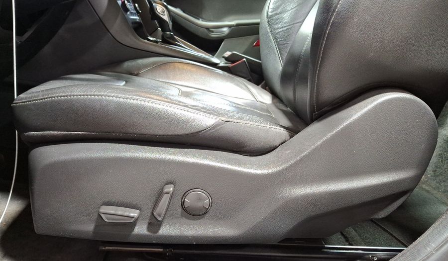 Ford Focus 2.0 SE LUXURY AT Sedan 2016
