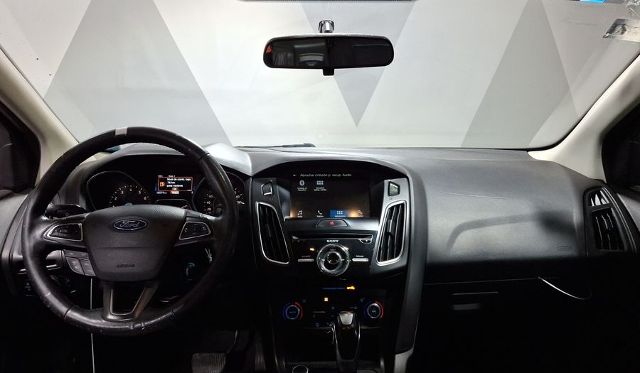 Ford Focus 2.0 SE LUXURY AT Sedan 2016