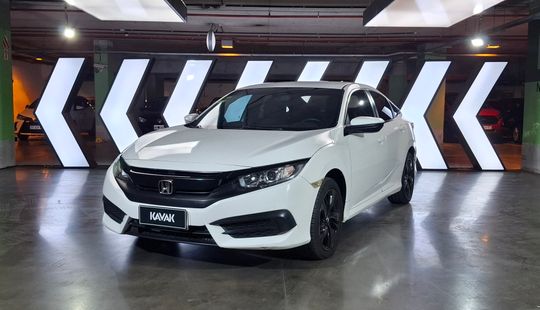 2017 • 75.446 km • Automático