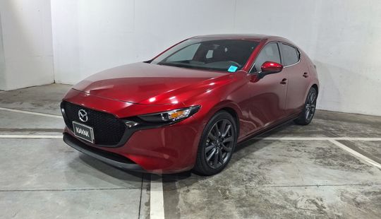 Mazda • Mazda 3