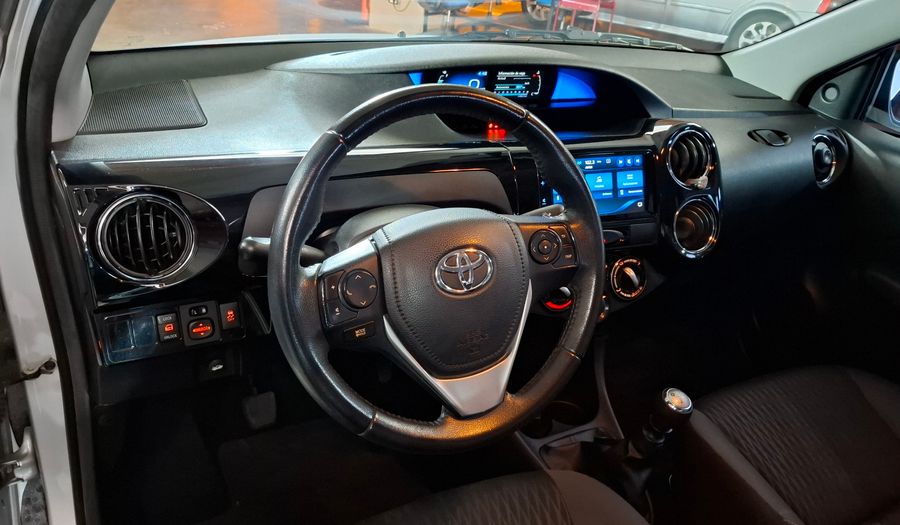 Toyota Etios 1.5 XLS Sedan 2020