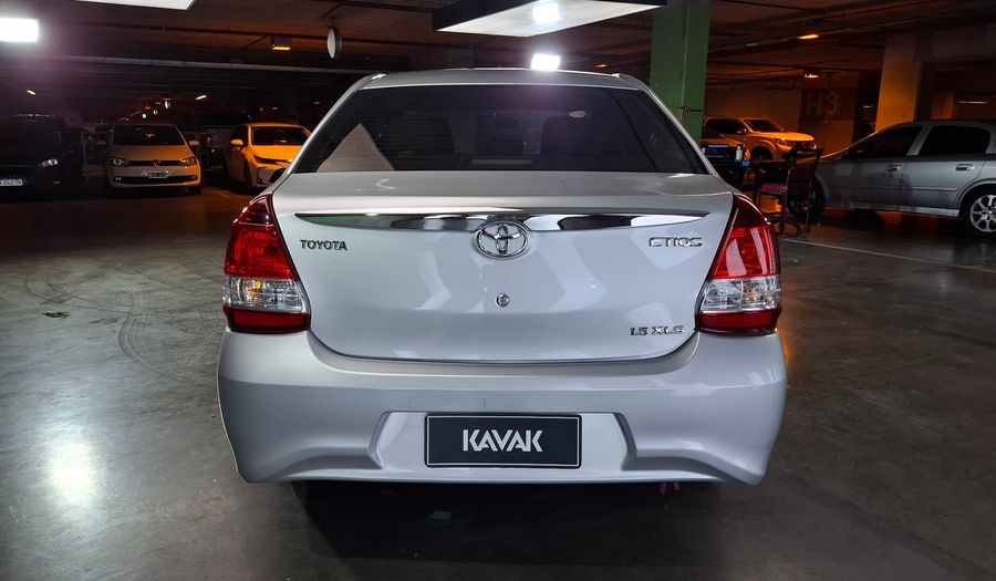 Toyota Etios 1.5 XLS Sedan 2020