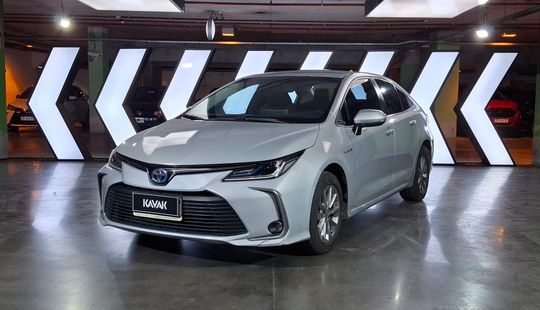 Toyota • Corolla
