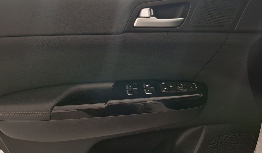 Kia Sportage 2.4 SXL AT Suv 2017