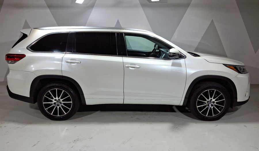 Toyota Highlander 3.5 LIMITED PANORAMA ROOF AT Suv 2017